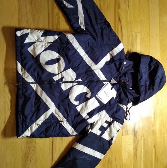 Moncler Bert Down Hoody Jacket Men's Size 5/44